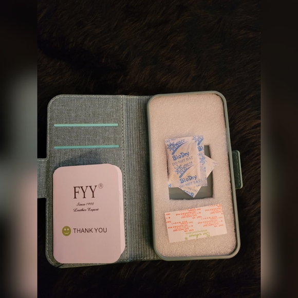 FYY Leather iPhone Case/Card Wallet - Picture 3 of 6